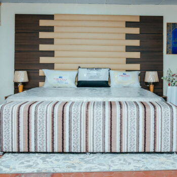 Lawrence Bed